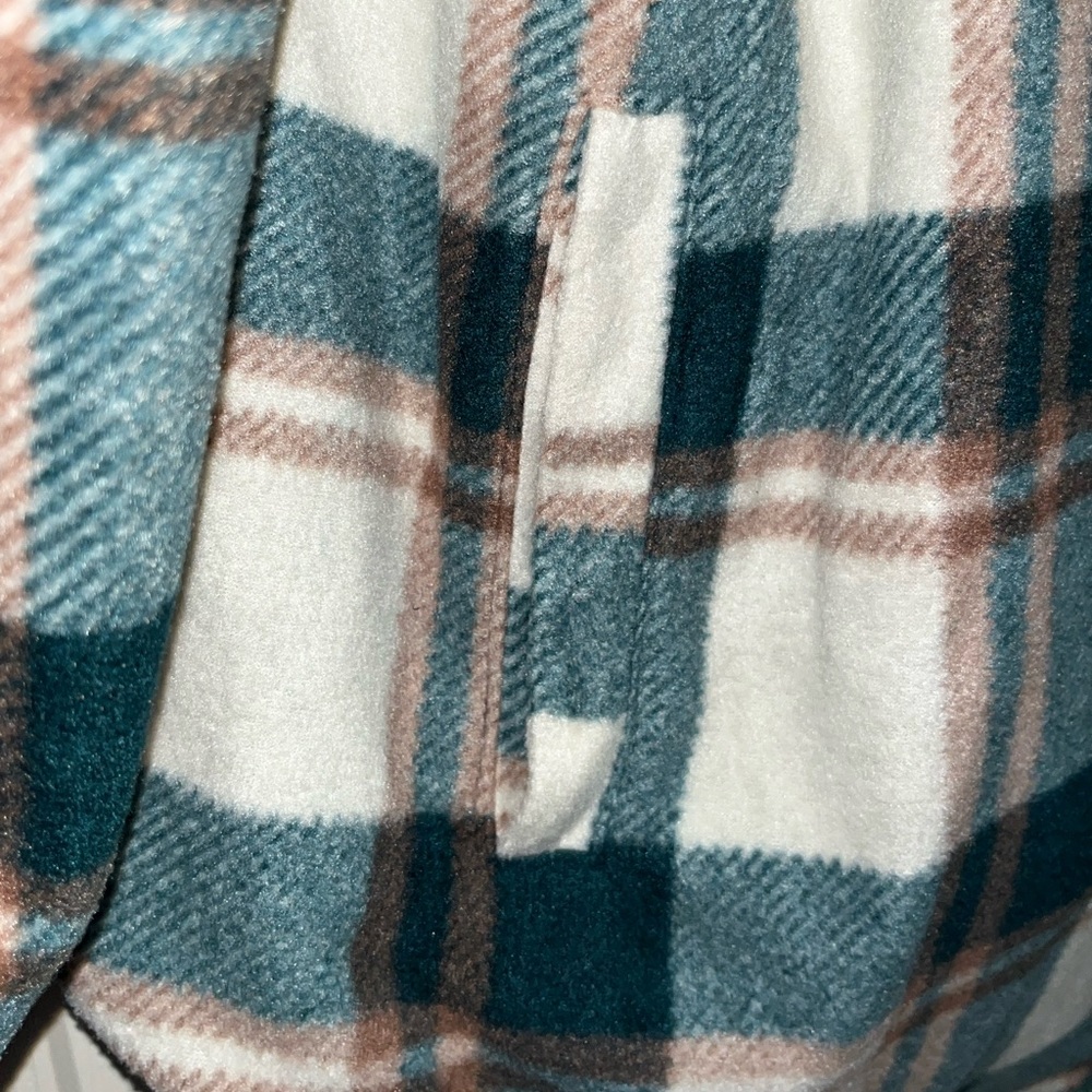 Love Tree•Reversible Plaid & Green Utility Jacket - Picture 13 of 15